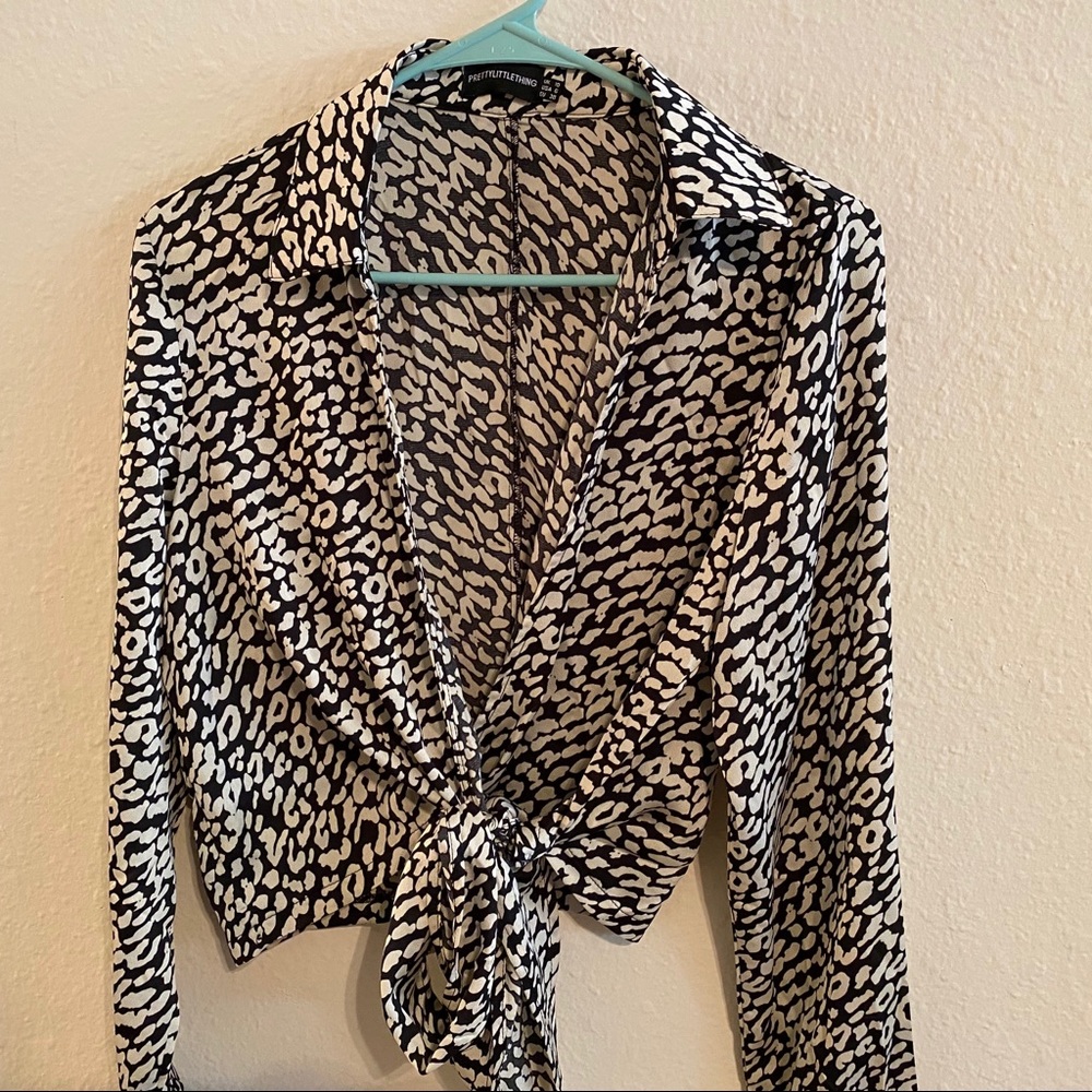 Tie Front Top